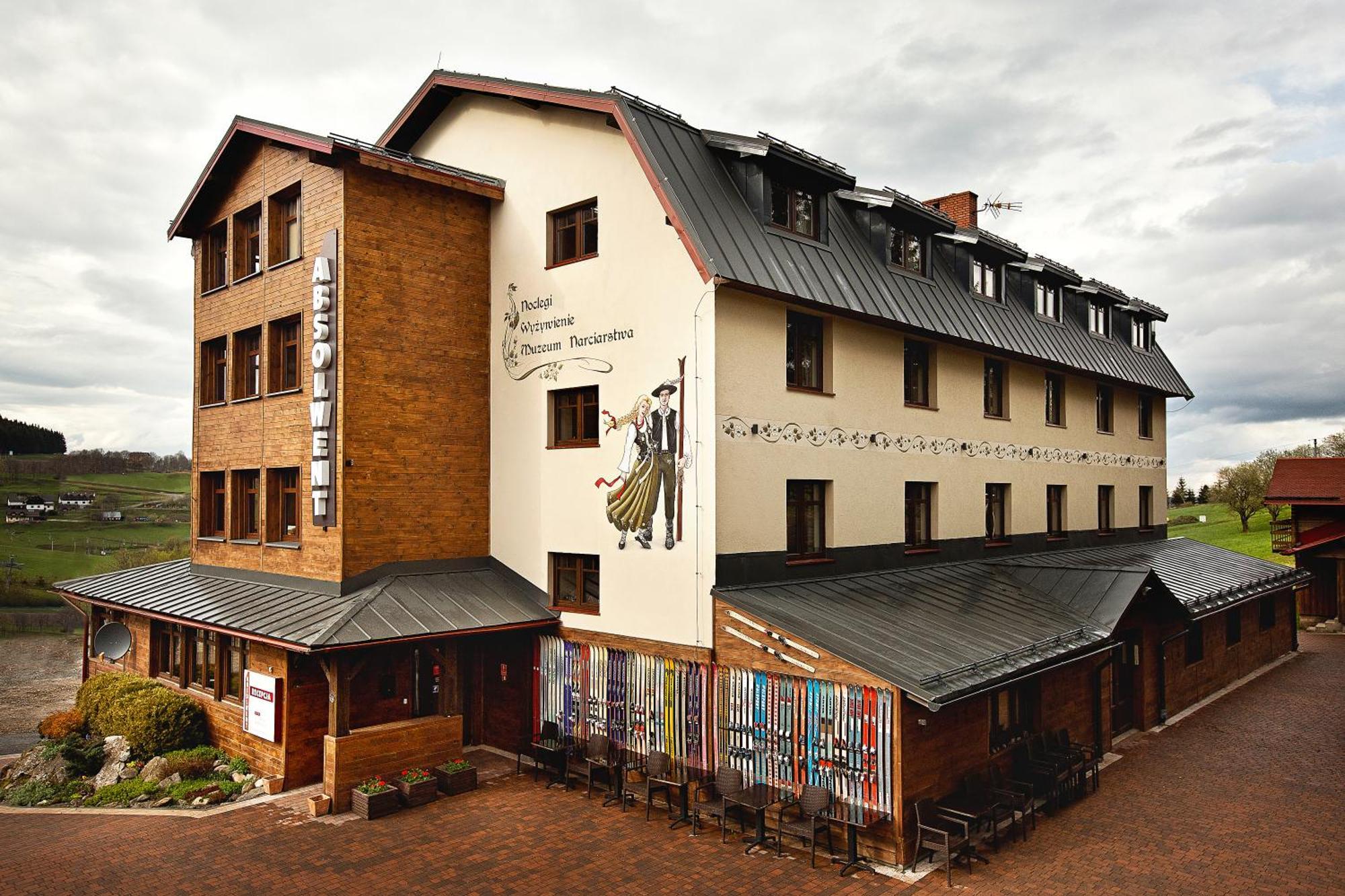 Absolwent Hotel Duszniki Zdrój Exterior foto